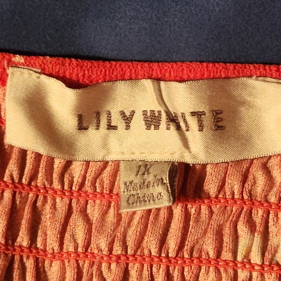 Lily White Red Floral Print Smock Top - Picture 7 of 11